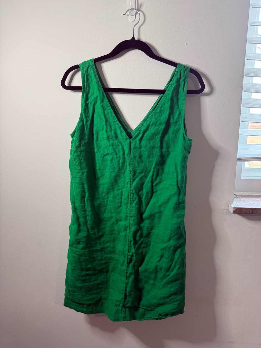 Green V-Neck Sleeveless Linen Dress